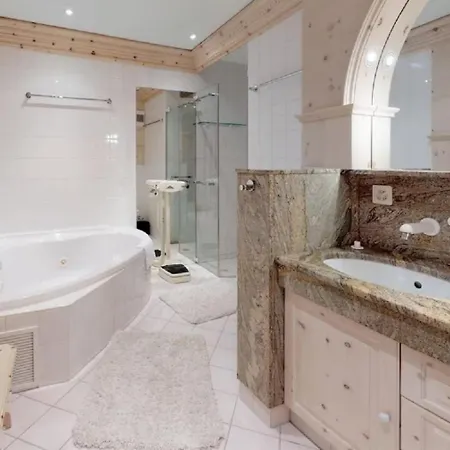 Vanni 4bedrooms Lägenhet St. Moritz